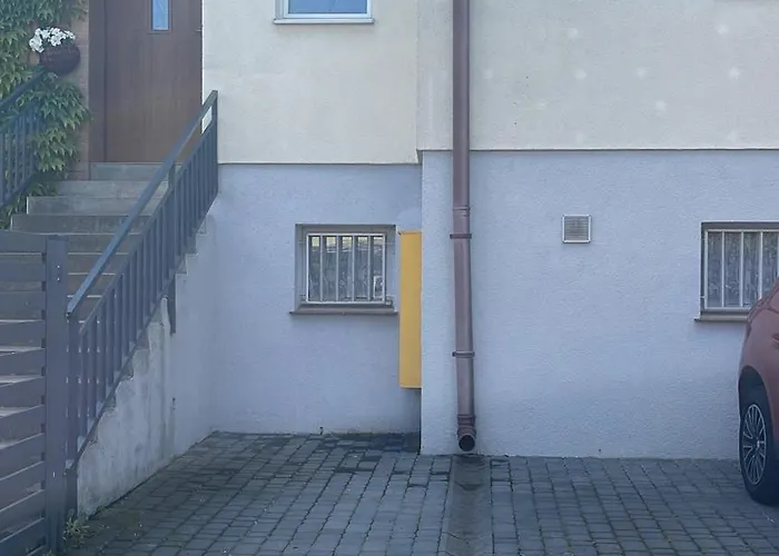 Homestay szállás Kwatera Przed Remontem Bez Zlewu W Czesci Kuchennej Lazienka Przed Remontem